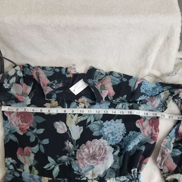 Olivaceaus Midi dress - Picture 6 of 9